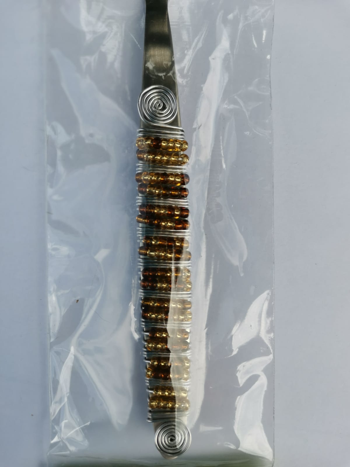 Cake Lift with African Handle Beading