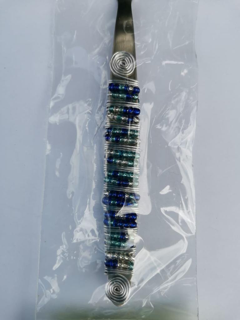 Cake Lift with African Handle Beading