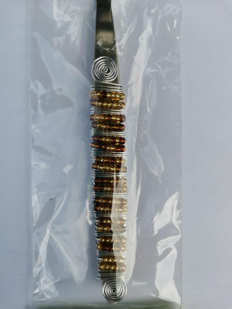 Cake Lift with African Handle Beading