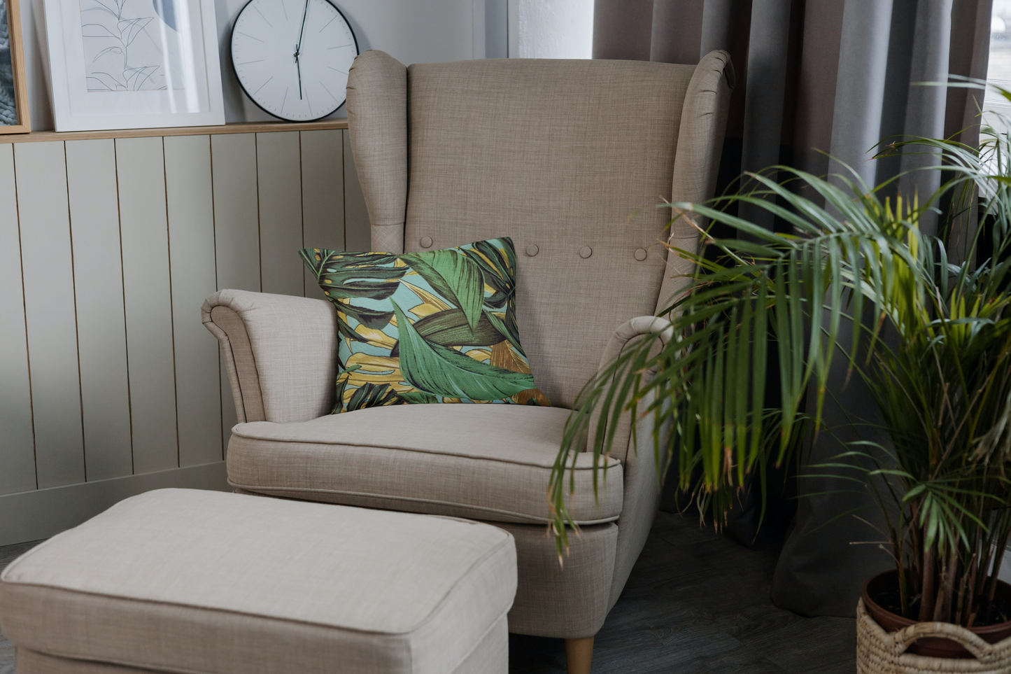 Green Leaves Cushion